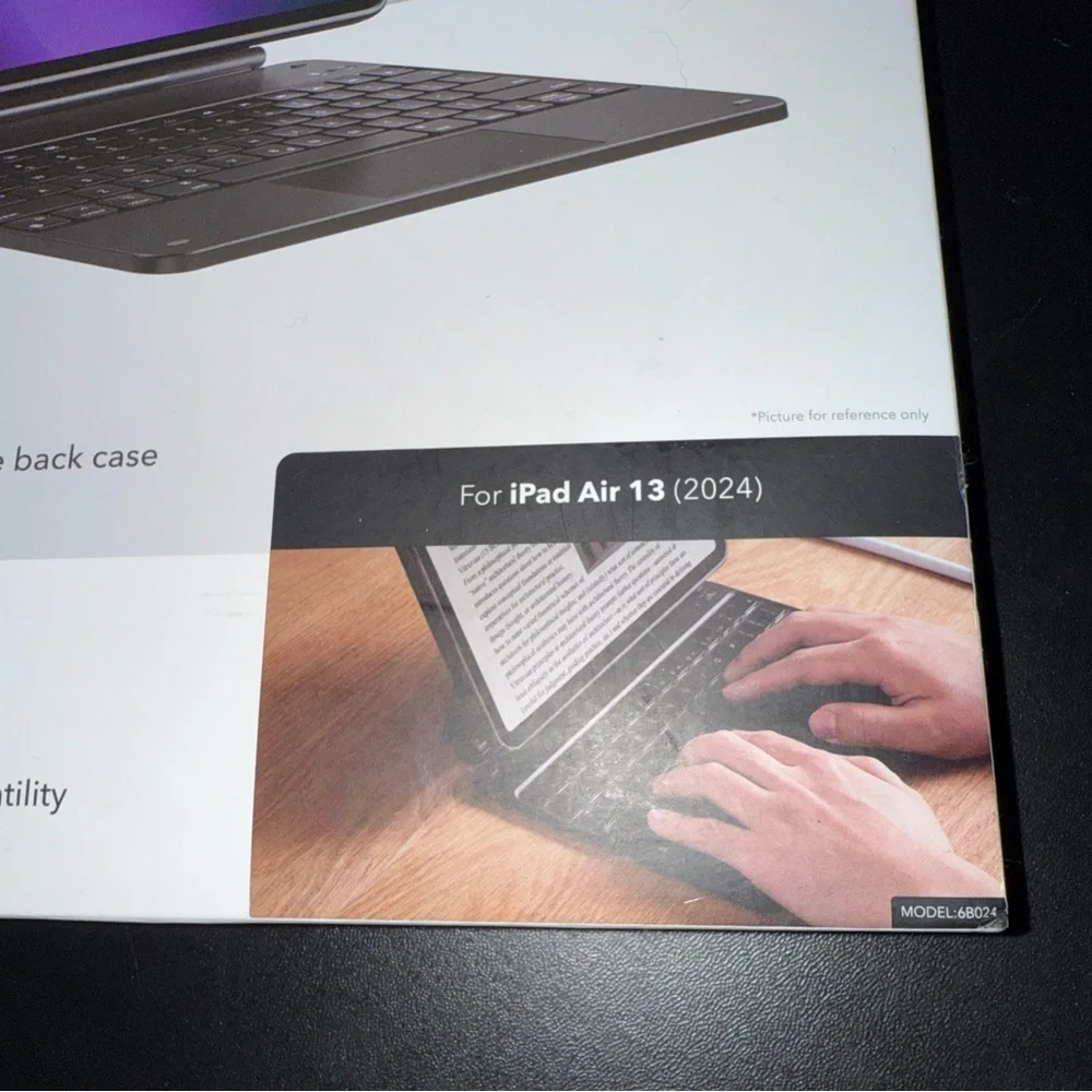 Black Magnetic Keyboard Case for Tablets